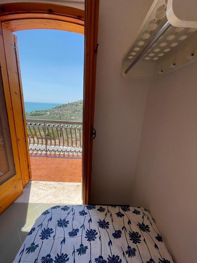 Colori Del Sud - Residence Mattinata Bagian luar foto