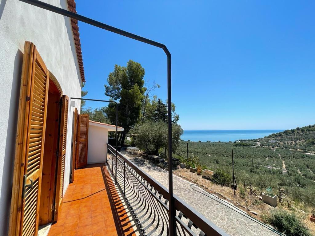 Colori Del Sud - Residence Mattinata Bagian luar foto