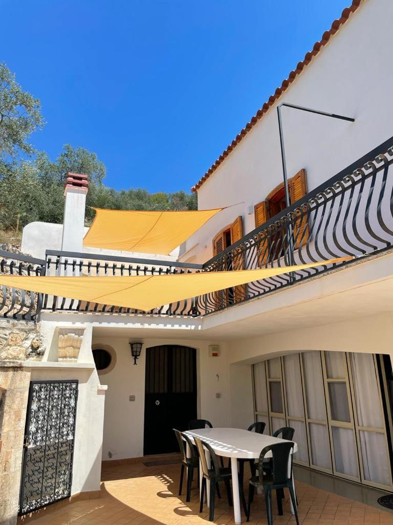 Colori Del Sud - Residence Mattinata Bagian luar foto